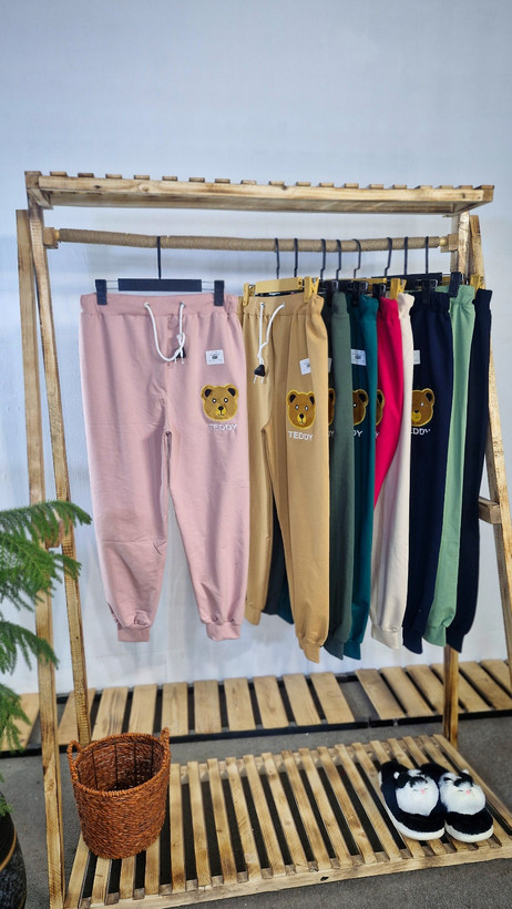 🌈رنگ صورتی